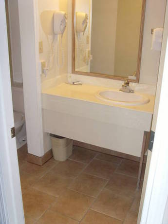 Imagen de la habitación del Hotel Swift Current Thriftlodge. Foto 6