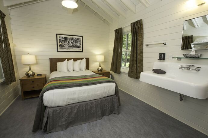 Imagen general del Hotel Swiftcurrent Motor Inn And Cabins - Inside The Park. Foto 11