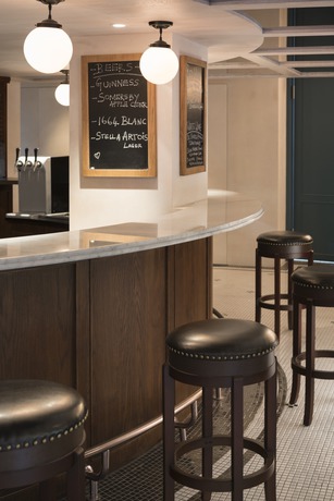 Imagen del bar/restaurante del Hotel Swiio Daan. Foto 4