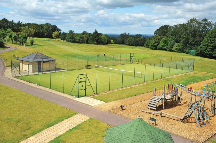 Imagen de la piscina del Hotel Swindon Blunsdon House , Bw Premier Collection. Foto 14