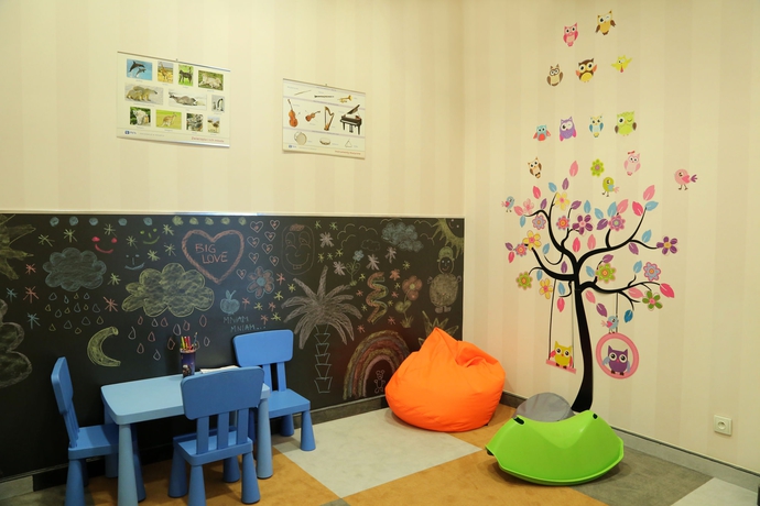 Imagen de los interiores del Hotel Swing. Foto 10