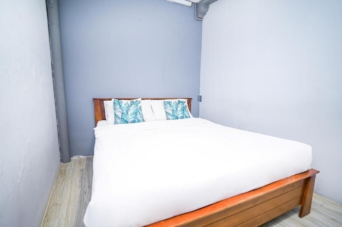 Imagen de la habitación del Hotel Swing and Pillows at Beach Street. Foto 1