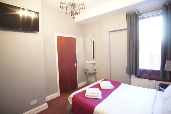 Imagen de la habitación del Hotel Swinton. Foto 2