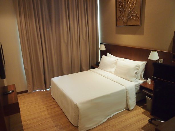 Imagen de la habitación del Hotel Swiss Apartment. Foto 10