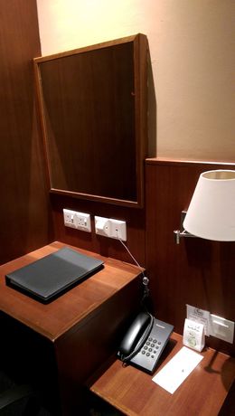 Imagen de la habitación del Hotel Swiss Apartment. Foto 16