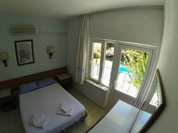Imagen general del Hotel Swiss Eviniz - Adults Only. Foto 1