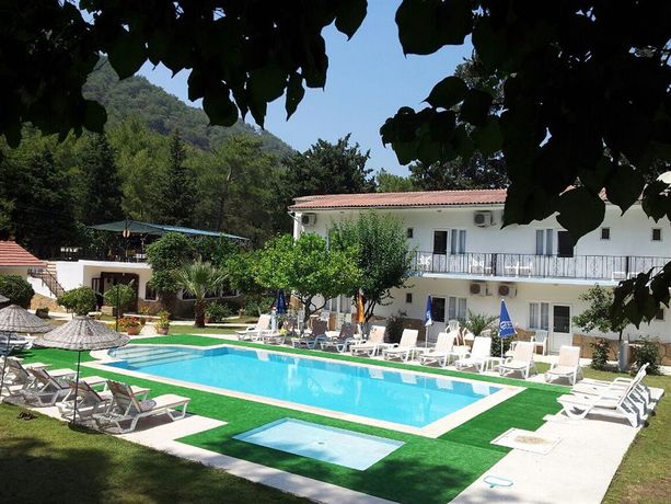 Imagen de los exteriores del Hotel Swiss Eviniz - Adults Only. Foto 12