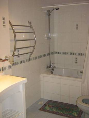 Imagen de la habitación del Hotel Swiss Food Restaurant And. Foto 3