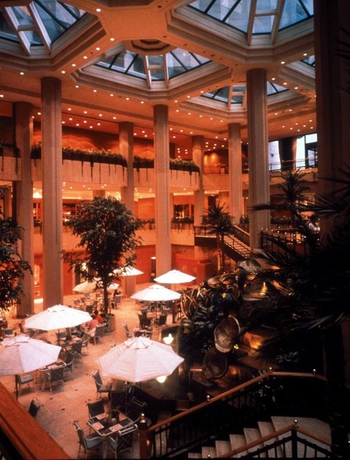 Imagen de los interiores del Hotel Swiss Grand. Foto 14