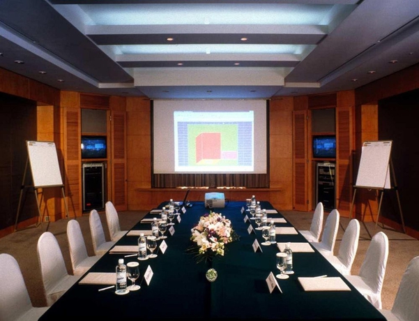 Imagen de los interiores del Hotel Swiss Grand. Foto 15