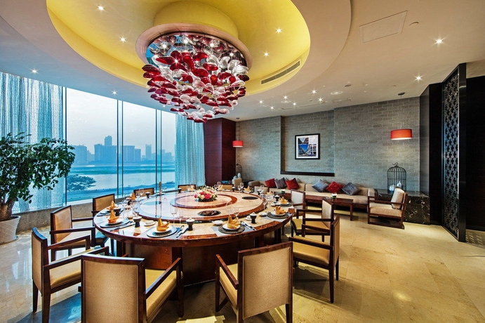 Imagen del bar/restaurante del Hotel Swiss Grand Nanchang. Foto 2