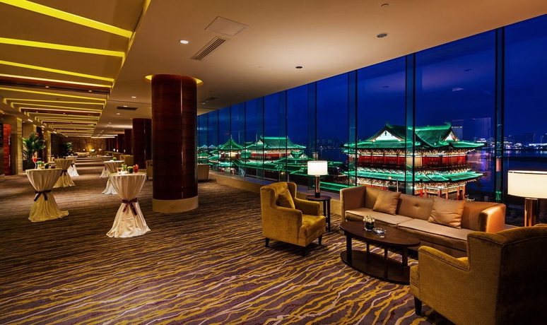 Imagen de los interiores del Hotel Swiss Grand Nanchang. Foto 13