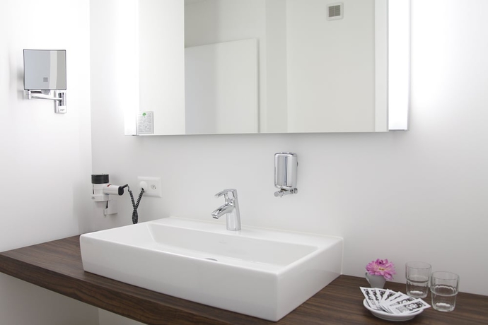 Imagen de la habitación del Hotel Swiss Heidi. Foto 12