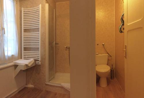 Imagen de la habitación del Hotel Swiss Historic Hotel du Pillon. Foto 7