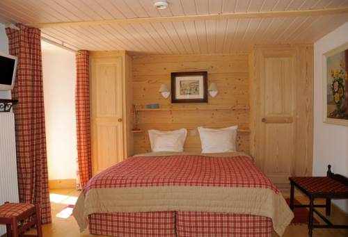 Imagen de la habitación del Hotel Swiss Historic Hotel du Pillon. Foto 8