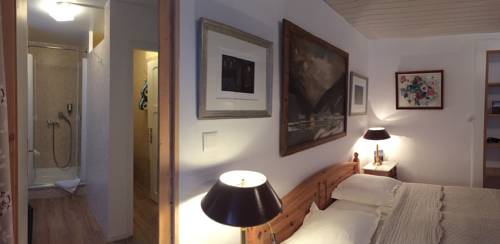 Imagen de la habitación del Hotel Swiss Historic Hotel du Pillon. Foto 10