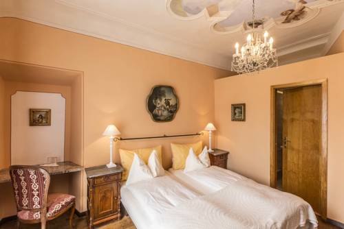 Imagen de la habitación del Hotel Swiss Historic & Garten Villa Carona. Foto 2