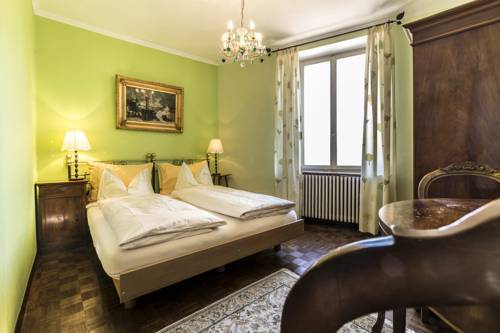 Imagen de la habitación del Hotel Swiss Historic & Garten Villa Carona. Foto 5