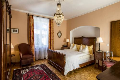 Imagen de la habitación del Hotel Swiss Historic & Garten Villa Carona. Foto 16