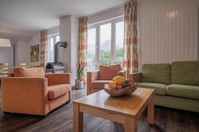 Imagen de la habitación del Hotel Swiss Holiday Park Resort. Foto 3