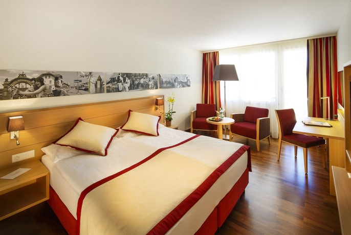 Imagen de la habitación del Hotel Swiss Holiday Park Resort. Foto 12