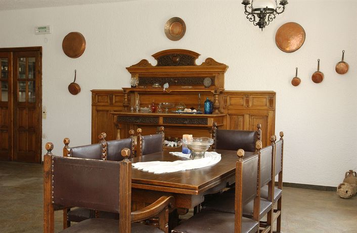 Imagen del bar/restaurante del Hotel Swiss Home. Foto 2