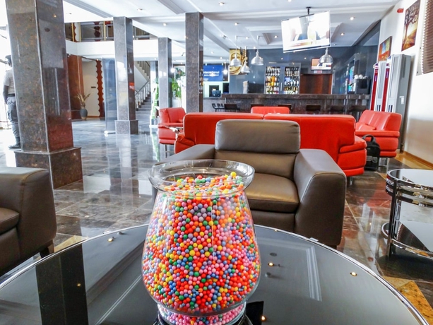 Imagen de los interiores del Hotel Swiss International Mabisel Port Harcourt. Foto 19