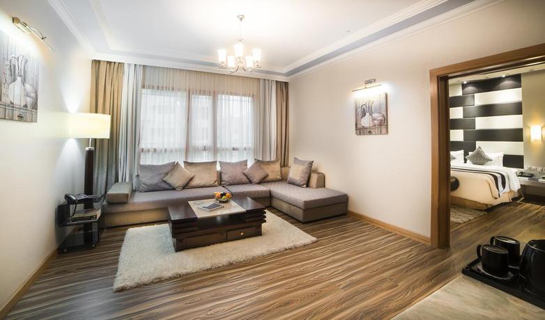 Imagen de la habitación del Hotel Swiss International Palace Manama. Foto 6