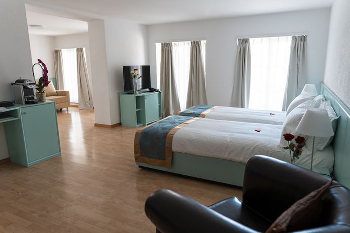 Imagen de la habitación del Hotel Swiss La Couronne. Foto 15