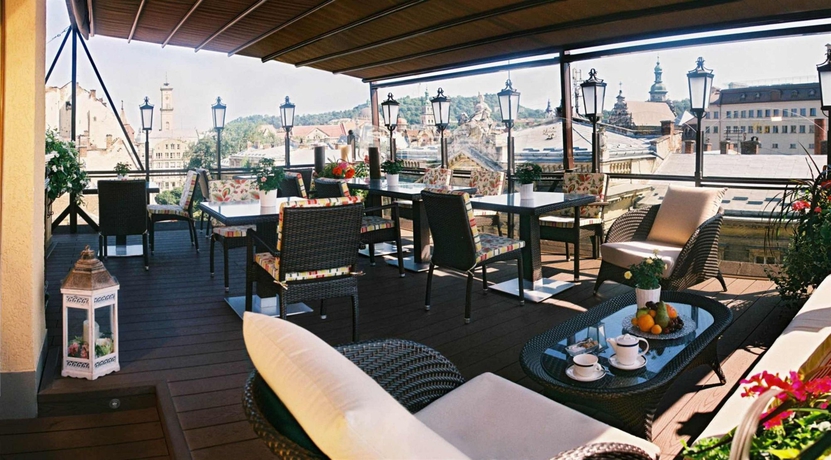 Imagen del bar/restaurante del Hotel Swiss, Lviv. Foto 3