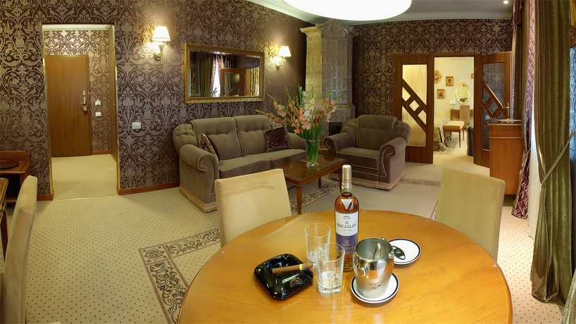 Imagen de los interiores del Hotel Swiss, Lviv. Foto 15