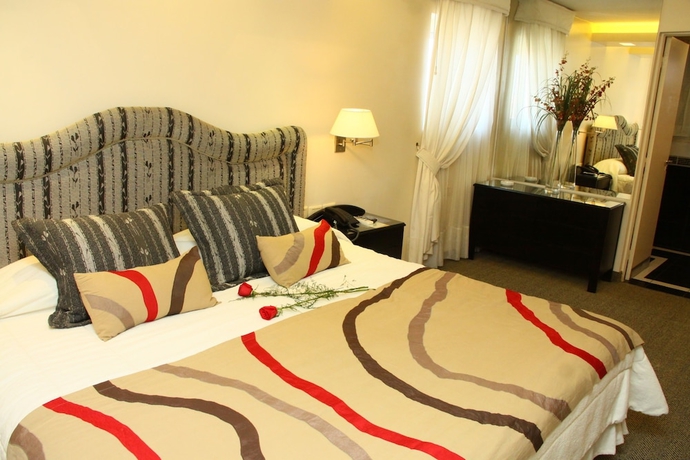 Imagen de la habitación del Hotel Swiss Metropol. Foto 6