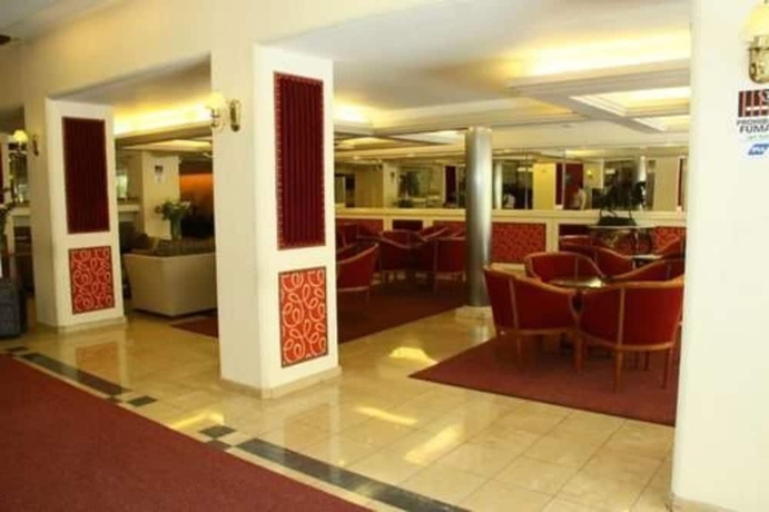 Imagen de los interiores del Hotel Swiss Metropol. Foto 15