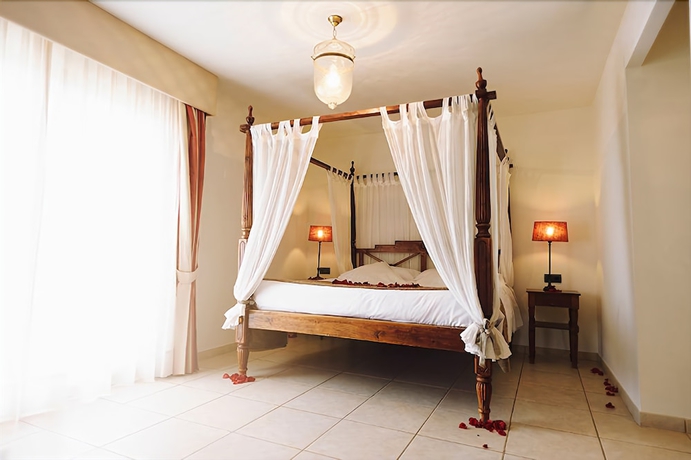 Imagen de la habitación del Hotel Swiss Moraira. Foto 14