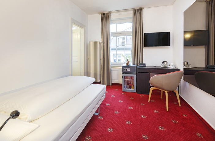 Imagen de la habitación del Hotel Swiss Night By Fassbind. Foto 12