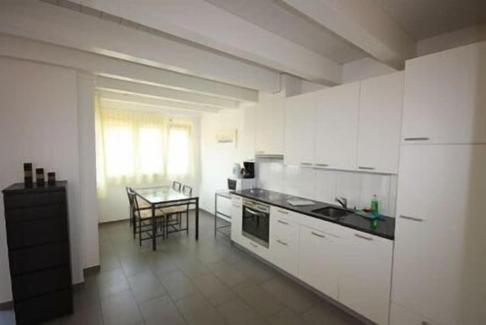 Imagen de la habitación del Hotel Swiss Star District 11. Foto 14