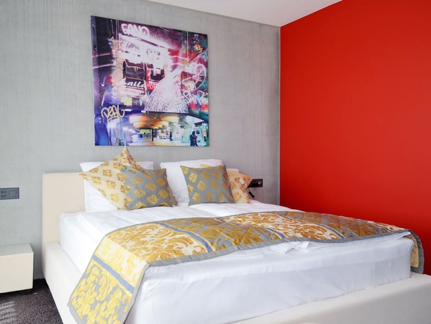 Imagen de la habitación del Hotel Swiss Star. Foto 3