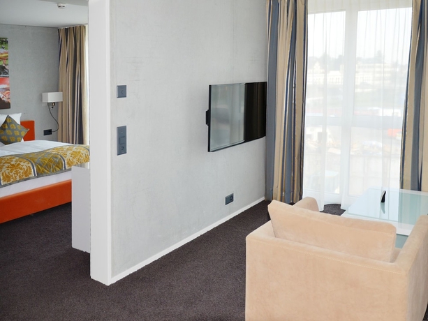 Imagen de la habitación del Hotel Swiss Star. Foto 5