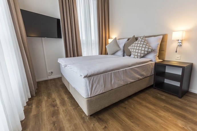 Imagen de la habitación del Hotel Swiss Star. Foto 6