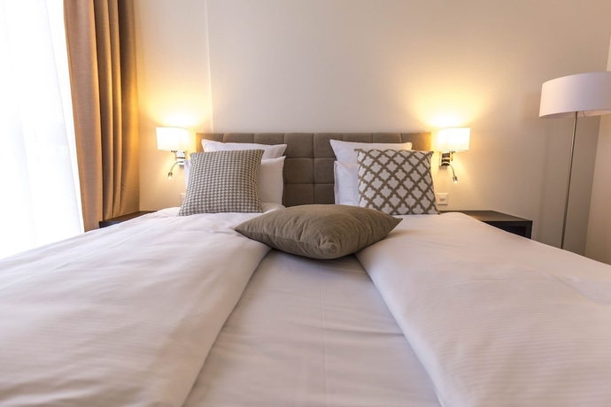 Imagen de la habitación del Hotel Swiss Star. Foto 9