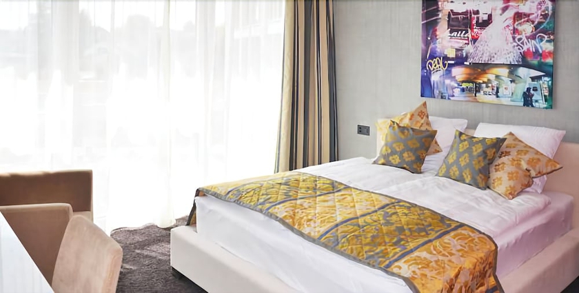 Imagen de la habitación del Hotel Swiss Star. Foto 11