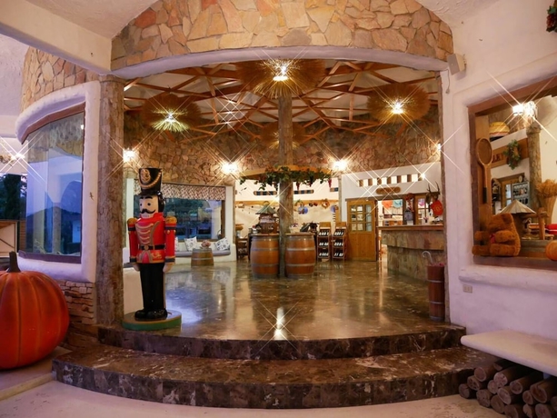 Imagen de los interiores del Hotel Swiss Valley Hip Resort. Foto 16