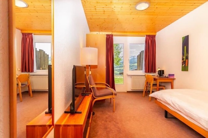 Imagen de la habitación del Hotel Swiss Views. Foto 16