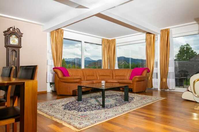 Imagen de la habitación del Hotel Swiss Views. Foto 18