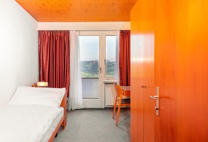 Imagen de la habitación del Hotel Swiss Views. Foto 20