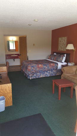 Imagen de los interiores del Hotel Swiss Village Inn, Golden. Foto 14