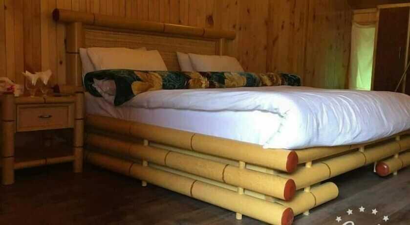 Imagen general del Hotel Swiss Wood Cottages. Foto 18