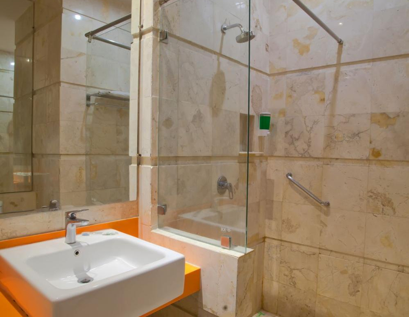 Imagen general del Hotel Swiss-Belcourt Makassar. Foto 10