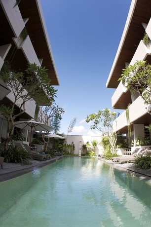 Imagen general del Hotel Swiss-Belcourt Sunset. Foto 8