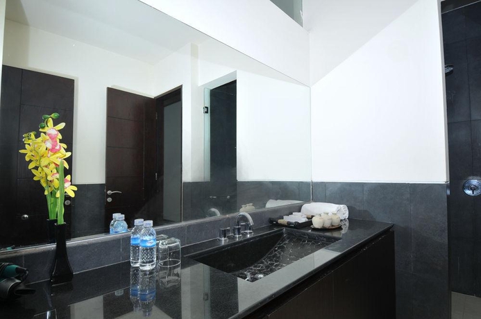 Imagen de la habitación del Hotel Swiss-Belcourt Sunset. Foto 15
